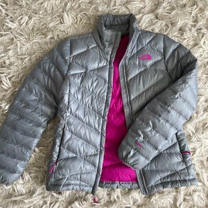 North Face silver 550 puffer jacket, size small